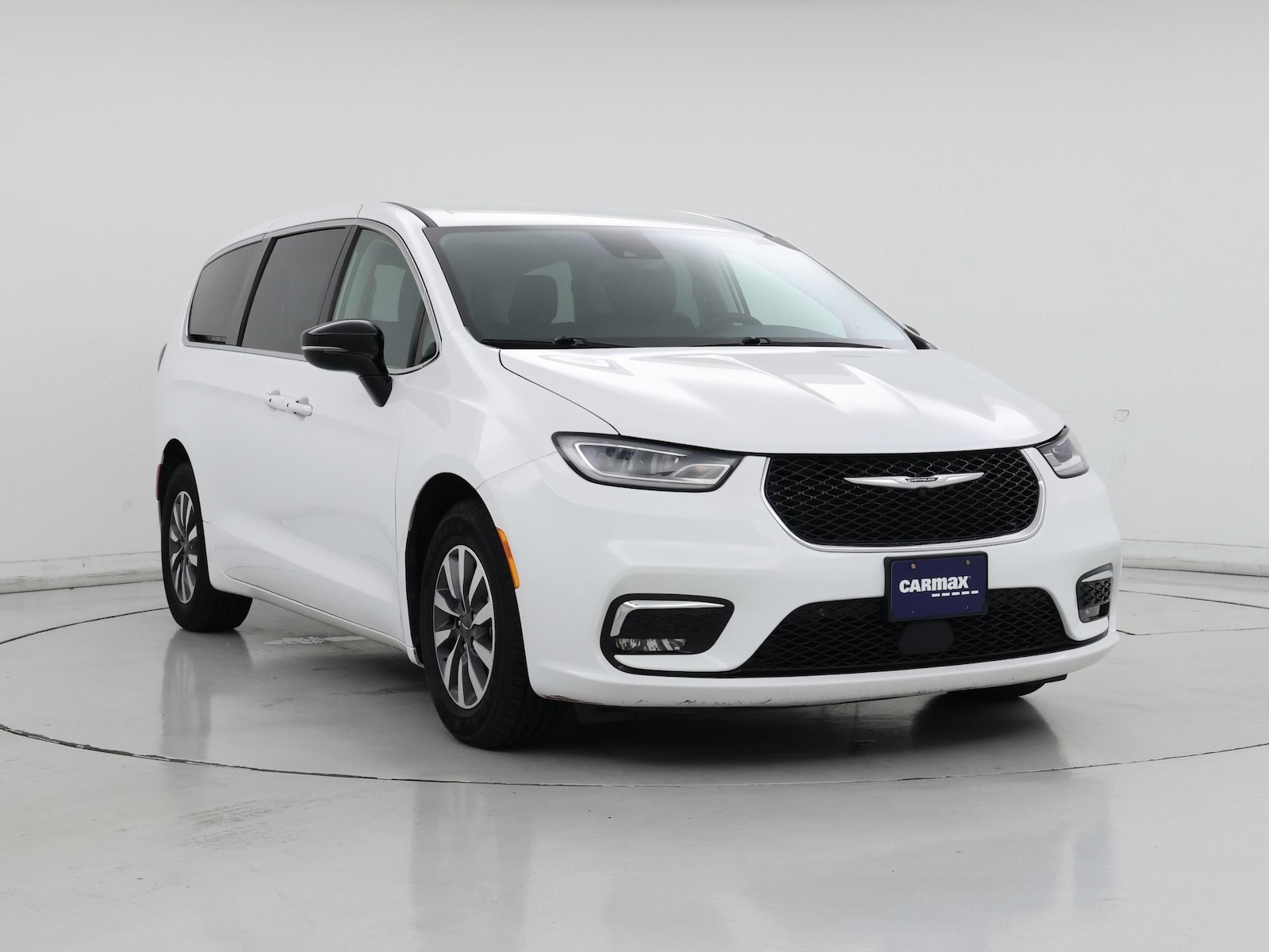 chrysler pacifica phev 2024 2C4RC1S73RR153540 image chrysler pacifica phev 2024 2C4RC1S73RR153540 image